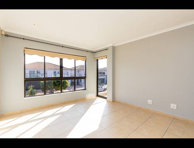 3 BEDROOM SEMI DETACHED TO LET IN BIG BAY